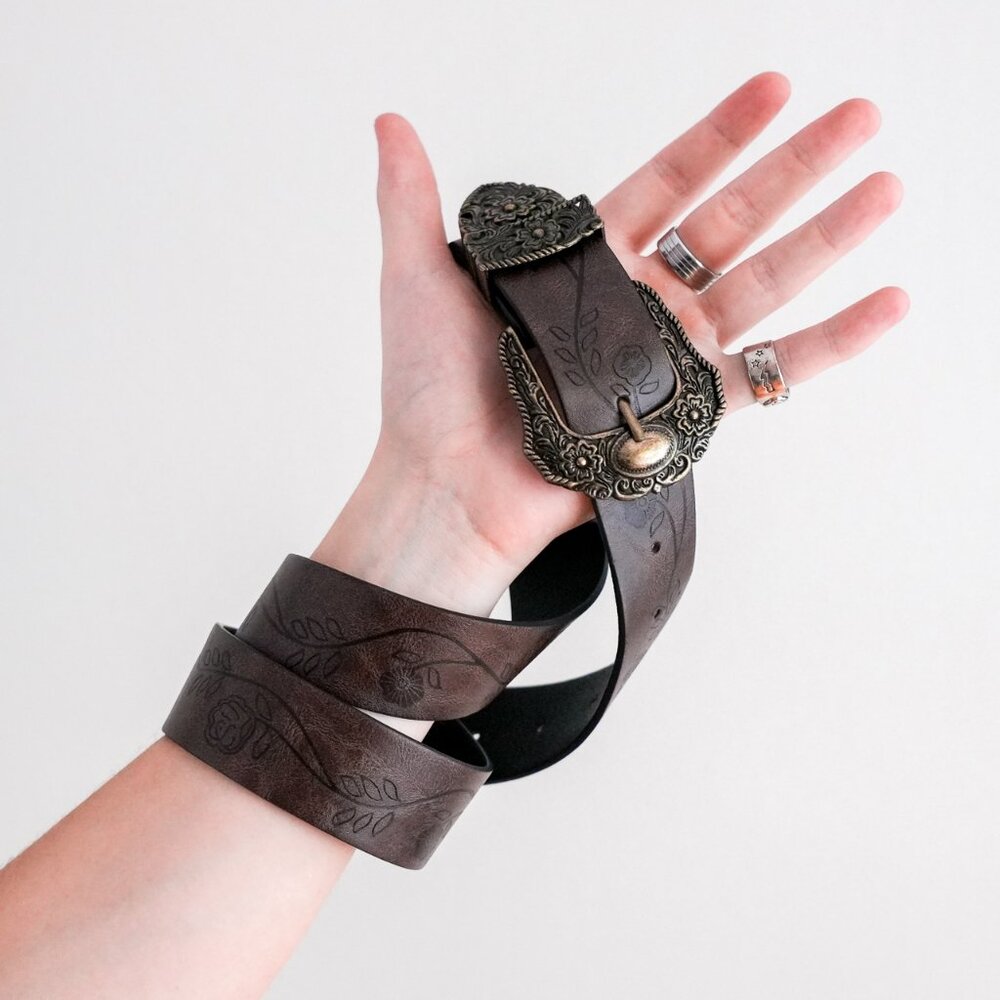 y2k style brown american western floral engraved belt